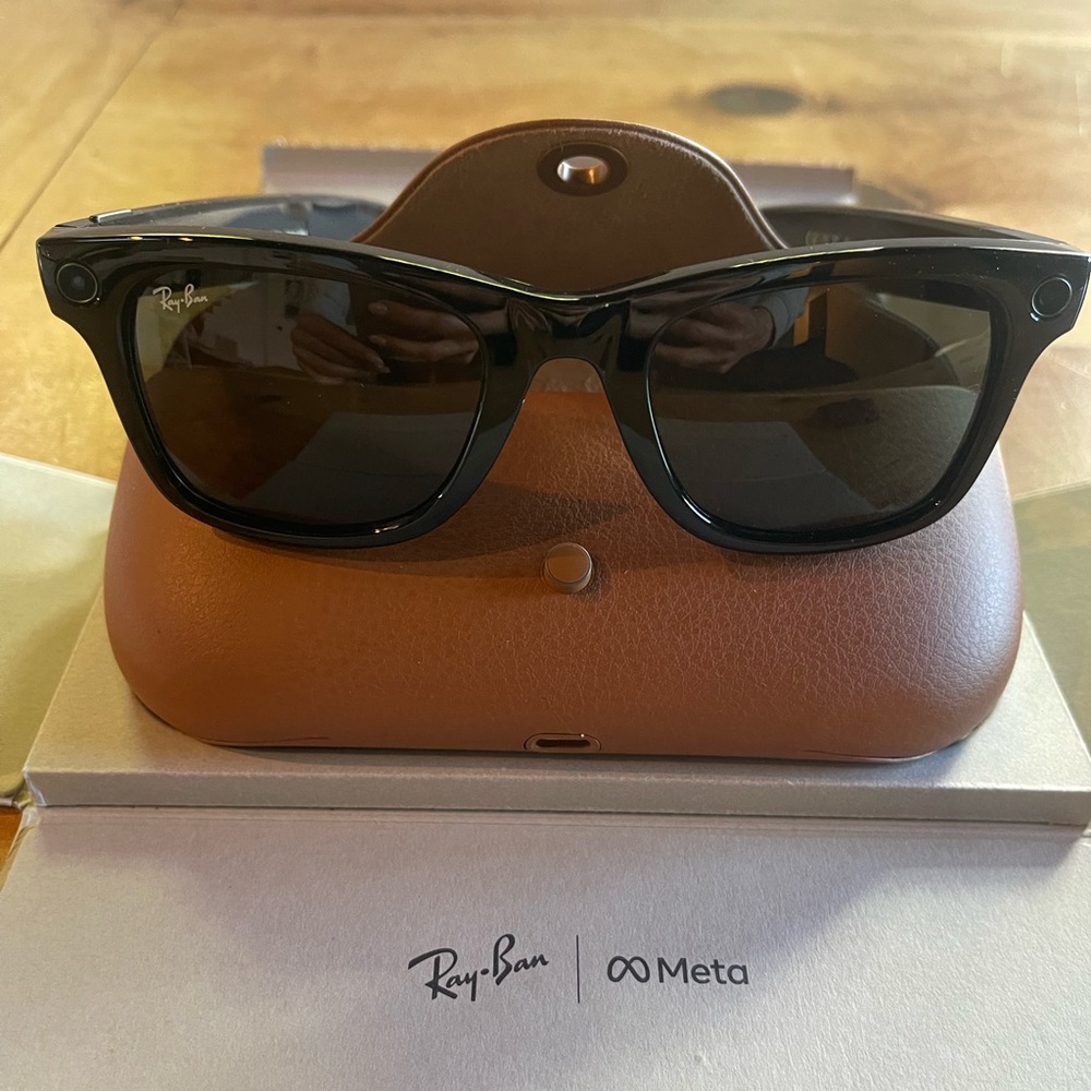 Ray Ban Wayfarer META Sunglasses BRAND NEW